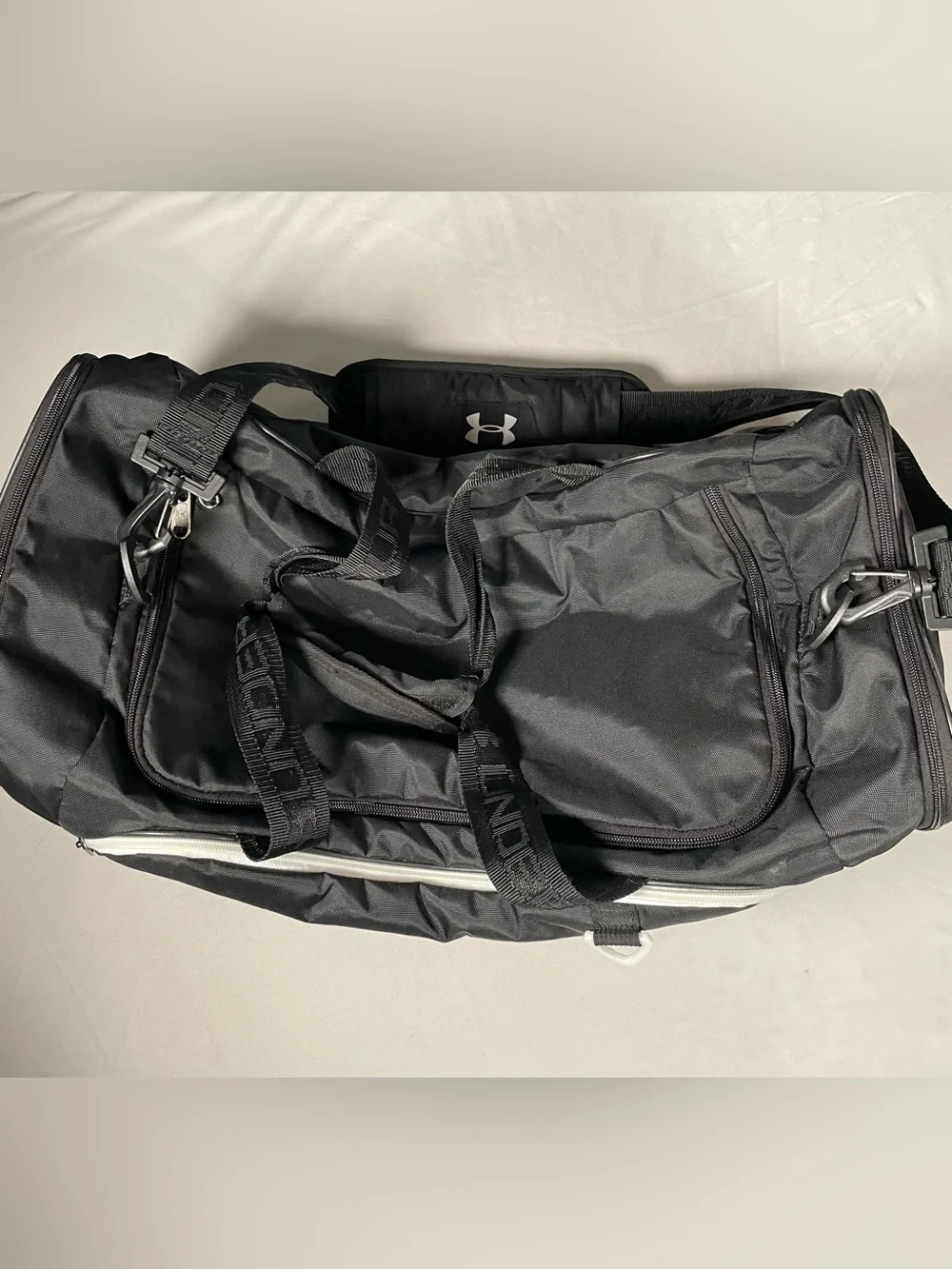 Under Armour Undeniable Medium 55L Duffle Bag Zip, Padded Strap, 3 Pocket